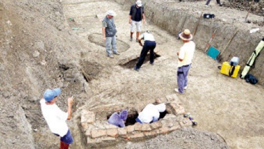 СЕНЗАЦИЈА у Виминацијуму! Археолози открили гробницу ранохришћанског свештеника са почетка трећег века!