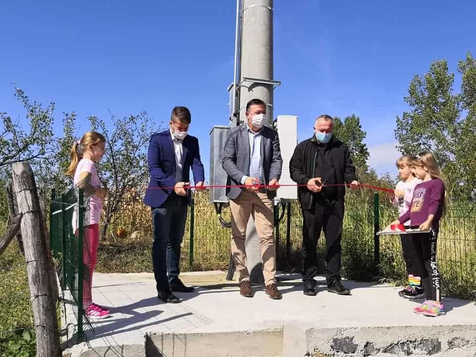 Вести из луднице! СНС свечано отворио бандеру у Петровцу на Млави! Вести из луднице! СНС свечано отворио бандеру у Петровцу на Млави!