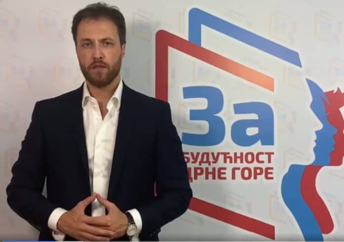 Kомуниста Марко Милачић, верник по потреби би да уређује црквена питања и бира новог митрополита! Kомуниста Марко Милачић, верник по потреби би да уређује црквена питања и бира новог митрополита!