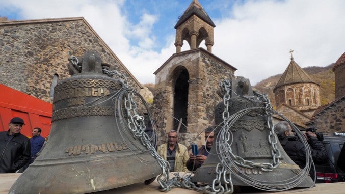 Јермени: Остали смо сами, ово је највећа издаја у нашој историји Јермени: Остали смо сами, ово је највећа издаја у нашој историји