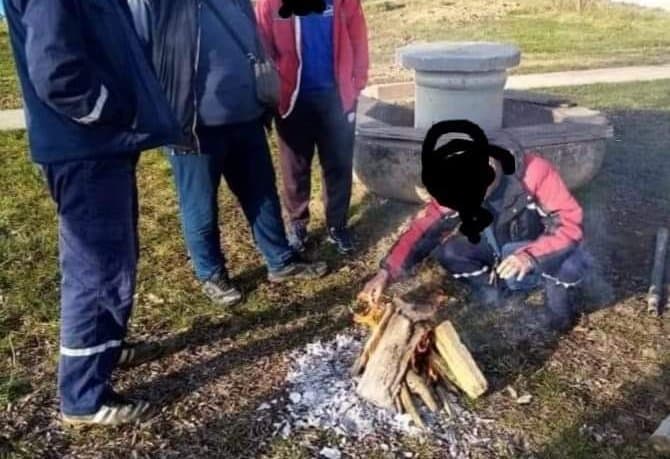Председник лазаревачке општине угасио грејање радницима комуналног, свети им се због захтева за исплату плата и доприноса!? Председник лазаревачке општине угасио грејање радницима комуналног, свети им се због захтева за исплату плата и доприноса!?