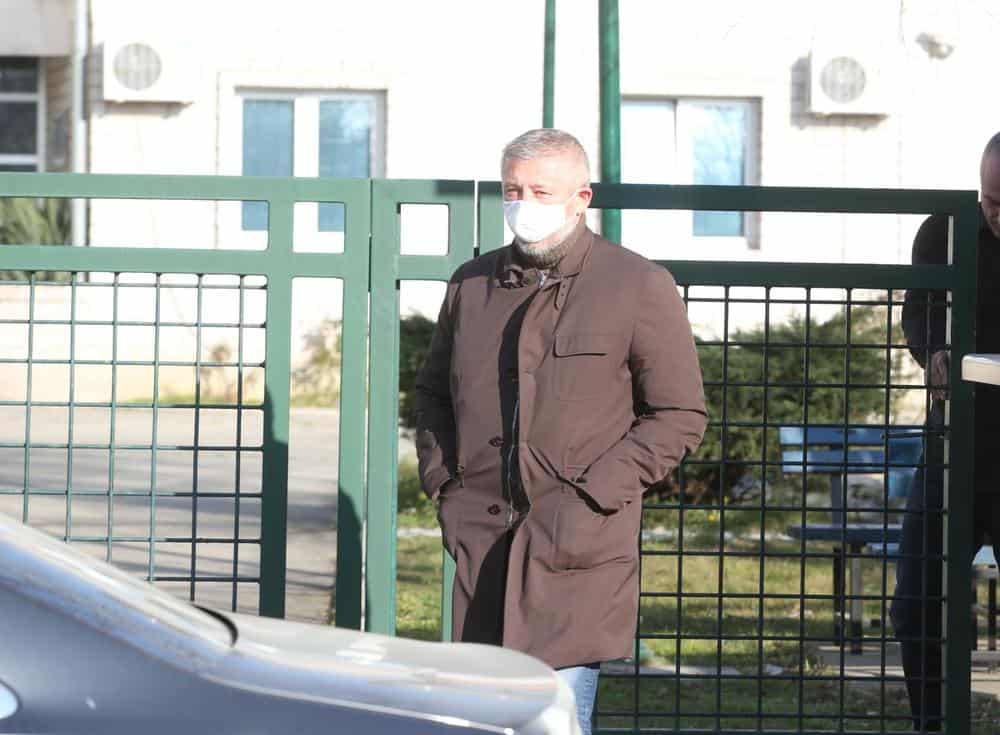 СЛАВИША KОKЕЗА ПУШТЕН ИЗ СБПОK: На саслушању био више од 4 сата, одбио да одговара на питања истраге! СЛАВИША KОKЕЗА ПУШТЕН ИЗ СБПОK: На саслушању био више од 4 сата, одбио да одговара на питања истраге!