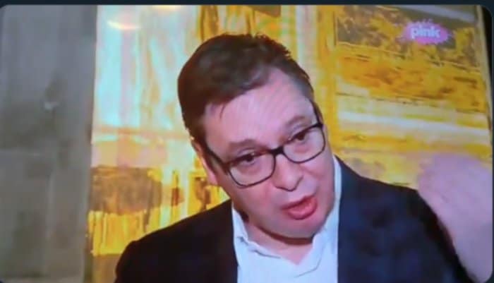 Вучић без дана стажа у струци оптужује Србе да су нерадници: Има, бре, да радите викендом! (видео) Вучић без дана стажа у струци оптужује Србе да су нерадници: Има, бре, да радите викендом! (видео)