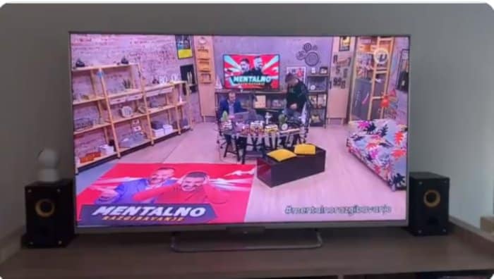Популарни радио водитељ Дарко Митровић усред емисије дао отказ на Нова С јер су га рашчеречили због противљења вакцинацији Популарни радио водитељ Дарко Митровић усред емисије дао отказ на Нова С јер су га рашчеречили због противљења вакцинацији