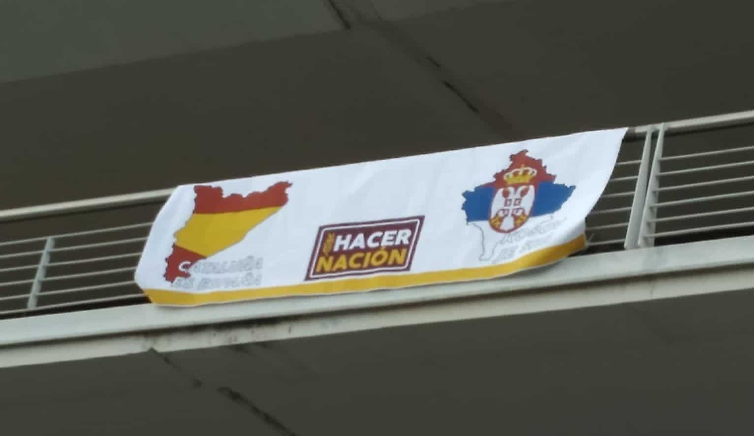 Шпанци уз “Косово је Србија” дочекали шиптарску фудбалску екипу са Косова и Метохије Шпанци уз “Косово је Србија” дочекали шиптарску фудбалску екипу са Косова и Метохије