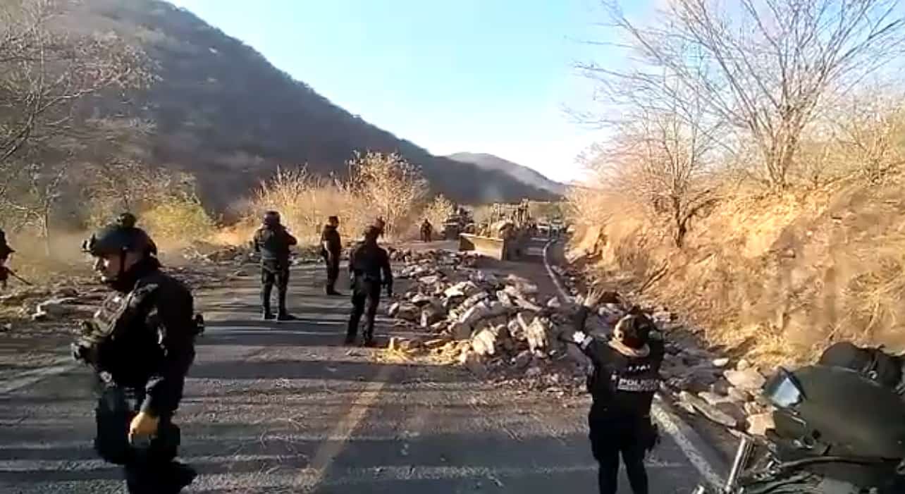 Мексико: Нарко-картели дроновима с експлозивом напали војску и полицију у најмање три савезне државе Мексико: Нарко-картели дроновима с експлозивом напали војску и полицију у најмање три савезне државе
