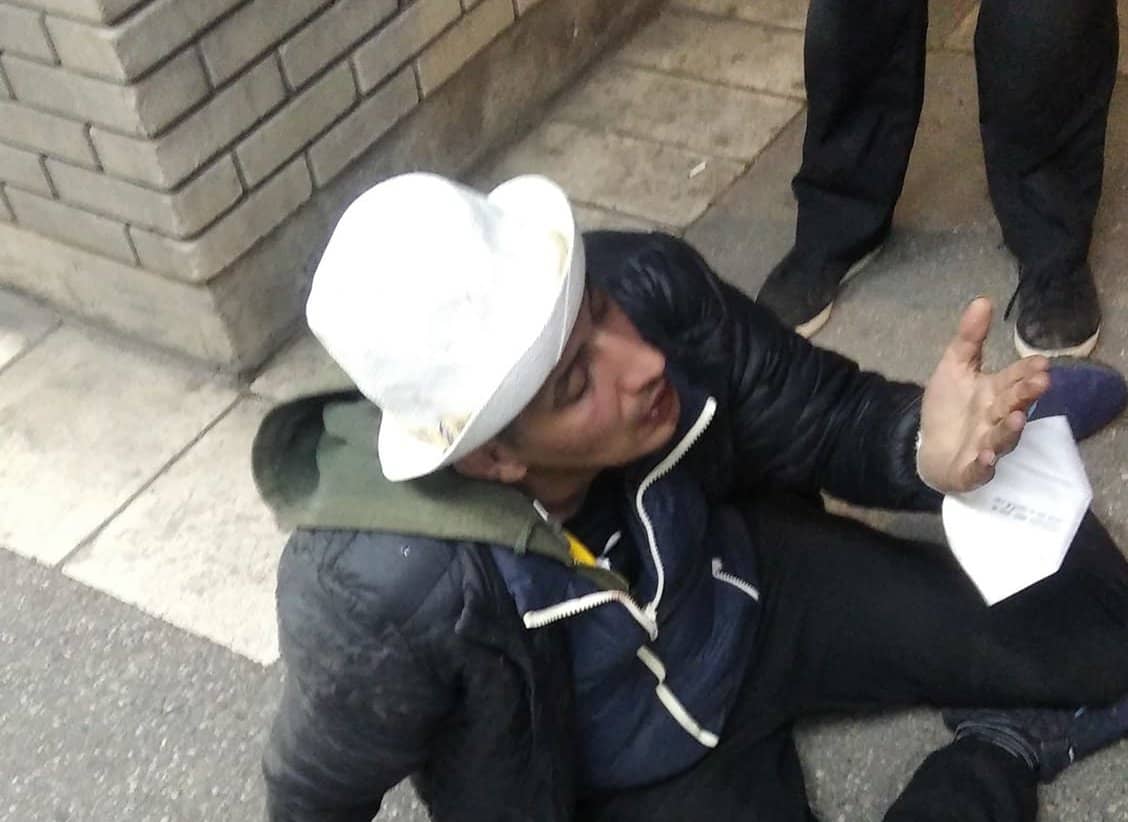 Мигранти ножевима напали госте кафића у Пироту Мигранти ножевима напали госте кафића у Пироту