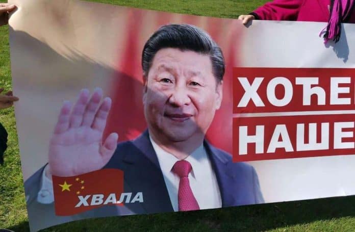 Као сваки КОМУНИСТИЧКИ ИСПРДАК: Београд добија бисту Си Ђинпинга? Као сваки КОМУНИСТИЧКИ ИСПРДАК: Београд добија бисту Си Ђинпинга?