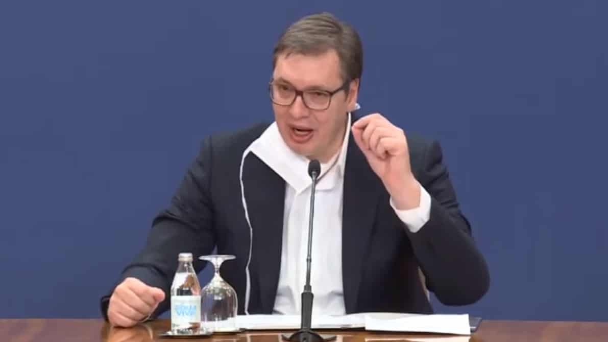 После Брнабићке и Вучић отворено напао Новака Ђоковића за потребе странаца! После Брнабићке и Вучић отворено напао Новака Ђоковића за потребе странаца!