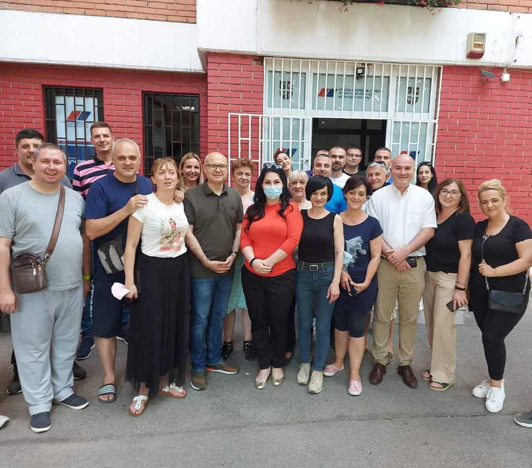 Нови Сад: ИЗГУБИЛИ ИЗБОРЕ за савете МС, Вучевић тражио од Вучића да поништи резултат Нови Сад: ИЗГУБИЛИ ИЗБОРЕ за савете МС, Вучевић тражио од Вучића да поништи резултат