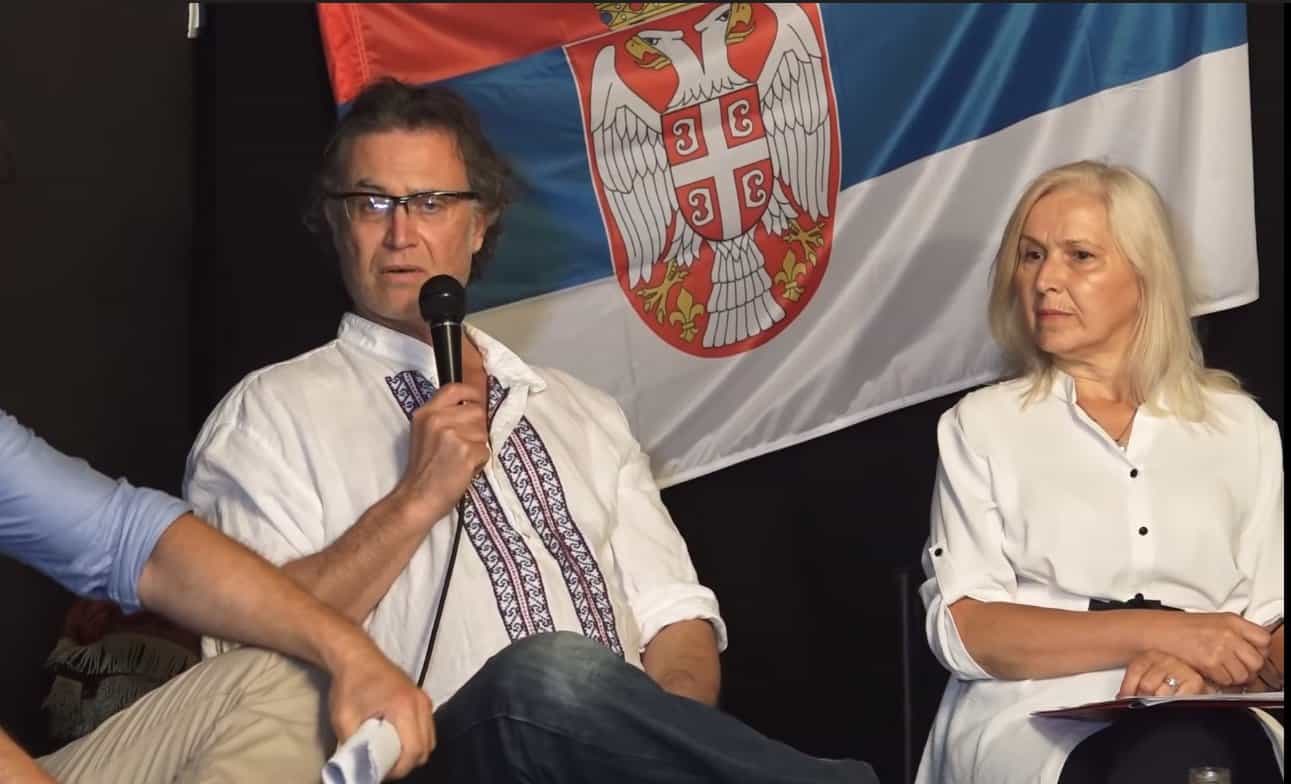 БЛУМЕНАУ све објаснио: Ево ко исељава Србе из Србије, а досељава мигранте (видео) БЛУМЕНАУ све објаснио: Ево ко исељава Србе из Србије, а досељава мигранте (видео)