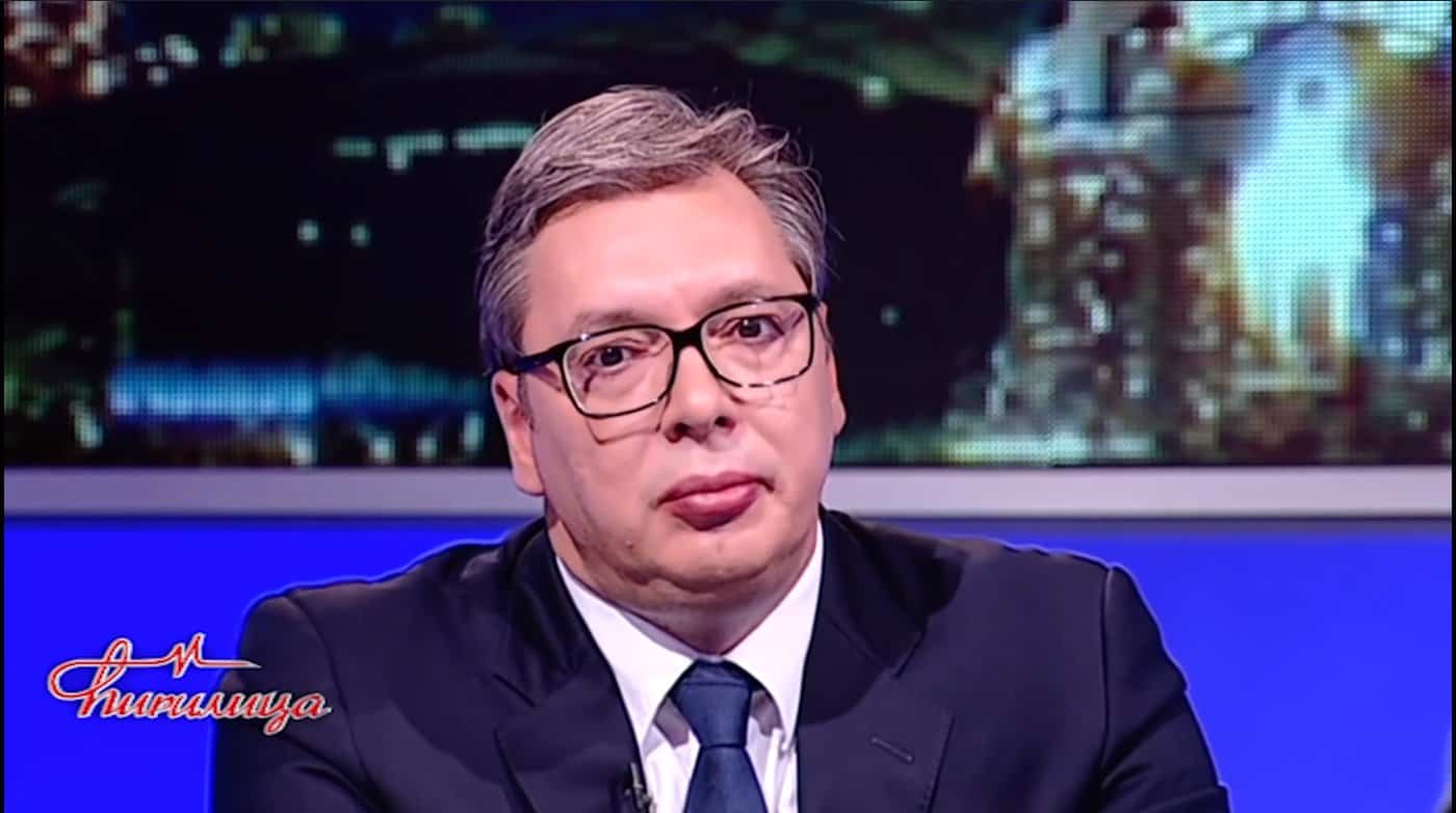 Ма водите издајничког олоша у подрум Лубјанке па нек тамо разговара! Ма водите издајничког олоша у подрум Лубјанке па нек тамо разговара!