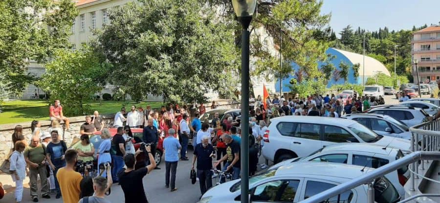Ово је изгледа у Црној Гори претекло од времена "Истраге потируца" Ово је изгледа у Црној Гори претекло од времена "Истраге потируца"