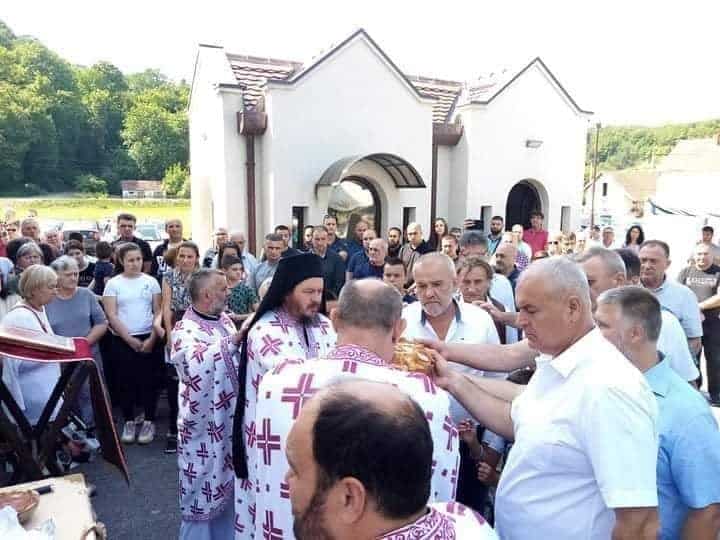 СРАМОТА! Печењар у "Колубари" разбио синдикате а рударску славу Св. Прокопија славили одвојено СРАМОТА! Печењар у "Колубари" разбио синдикате а рударску славу Св. Прокопија славили одвојено