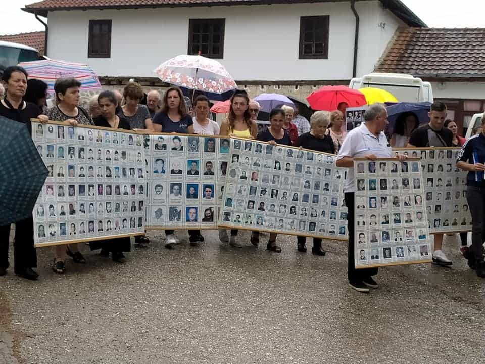 Ораховац: 23 године од злочина над Србима Ораховац: 23 године од злочина над Србима