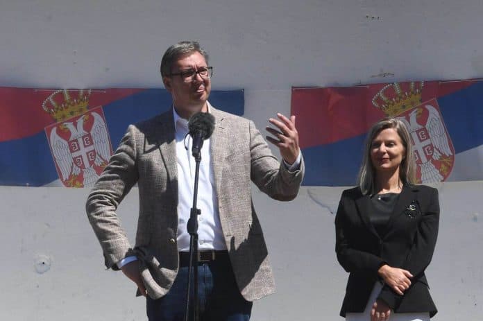 Вучић: “Београд ће да светли као Дубаи…” Вучић: “Београд ће да светли као Дубаи…”