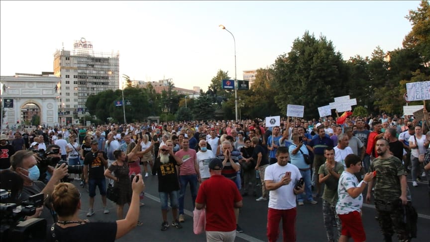 СКОПЉЕ: Протест против диктатуре, неће вакцину, траже оставку Заева! (видео) СКОПЉЕ: Протест против диктатуре, неће вакцину, траже оставку Заева! (видео)