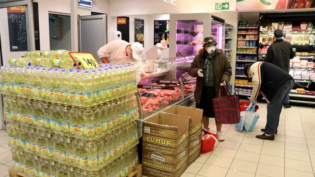 Вучићев економски тигар посрће: Све је скупо, а биће још СКУПЉЕ Вучићев економски тигар посрће: Све је скупо, а биће још СКУПЉЕ