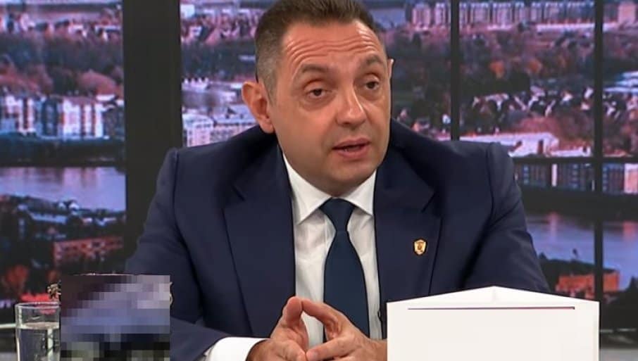 То јуловац да питаш подређене у ВБА и ВМА, па нек ти они кажу ко им то вршља по картотеци То јуловац да питаш подређене у ВБА и ВМА, па нек ти они кажу ко им то вршља по картотеци