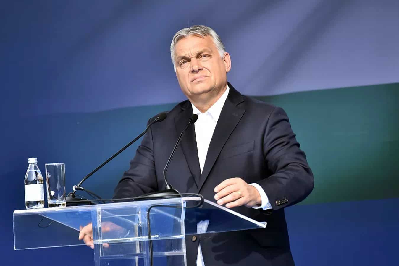 Орбан: Морамо да се спремимо за 2030, САД и ЕУ чека хаос, рецесија и лудило Орбан: Морамо да се спремимо за 2030, САД и ЕУ чека хаос, рецесија и лудило