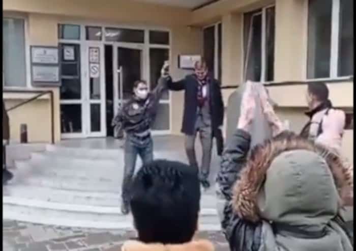Из затвора пуштен Драган Миловановић Црни, прва „левица“ Србије (видео) Из затвора пуштен Драган Миловановић Црни, прва „левица“ Србије (видео)