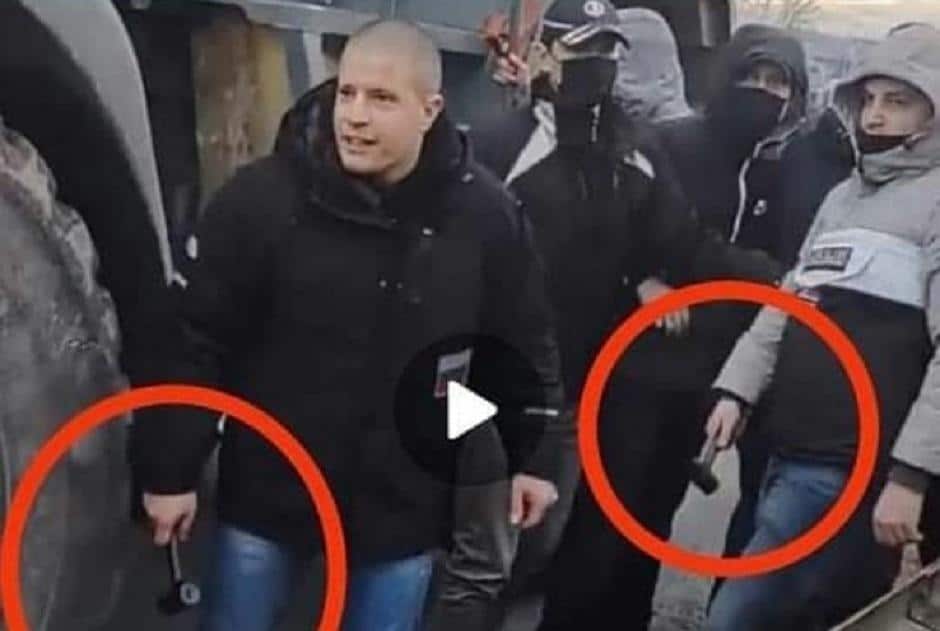 Вучић и напредњаци преко издајника и нарко-мафијаша до напредних усташа! Вучић и напредњаци преко издајника и нарко-мафијаша до напредних усташа!