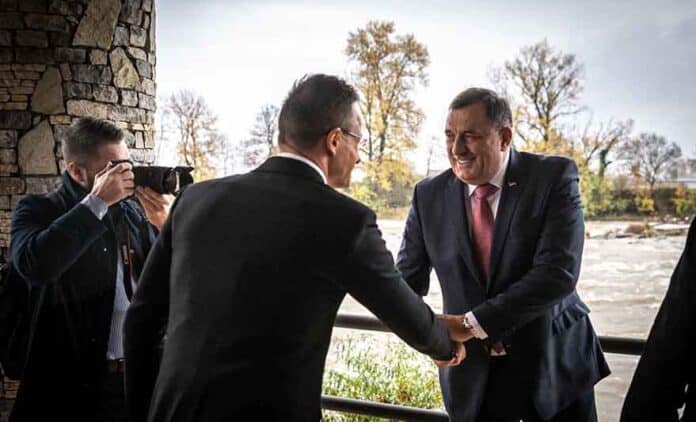 Сијарто: Ако Немачка предложи ЕУ-санкције Додику - Мађарска ће ставити вето Сијарто: Ако Немачка предложи ЕУ-санкције Додику - Мађарска ће ставити вето