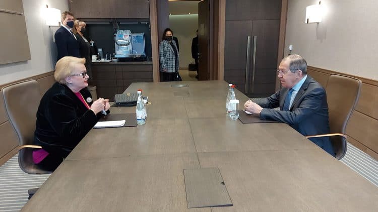 Лавров: Русија је за одлазак „високог представника“ из БиХ – то је елемент спољног протекторат Лавров: Русија је за одлазак „високог представника“ из БиХ – то је елемент спољног протекторат