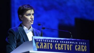 ВРЕМЕ АПОСТАСИЈЕ! Брнабићка држала беседу на Светосавској академији (видео) ВРЕМЕ АПОСТАСИЈЕ! Брнабићка држала беседу на Светосавској академији (видео)