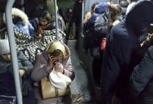 У Доњецку почела евакуација жена и деце у Русији (видео) У Доњецку почела евакуација жена и деце у Русији (видео)