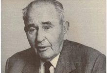 Како је комунистички зликовац и убица Владо Шегрт стријељао 19 младих Невесињки (фото) Како је комунистички зликовац и убица Владо Шегрт стријељао 19 младих Невесињки (фото)
