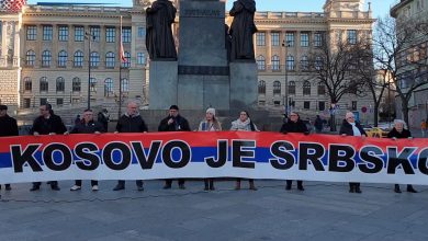 Чеси у Прагу одржали протест против отимања Косова и Метохије (видео) Чеси у Прагу одржали протест против отимања Косова и Метохије (видео)
