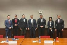 У Србији постоји глобалистичка про-ЕУ власт, глобалистичка про-ЕУ опозиција и суверенистичка опозиција У Србији постоји глобалистичка про-ЕУ власт, глобалистичка про-ЕУ опозиција и суверенистичка опозиција