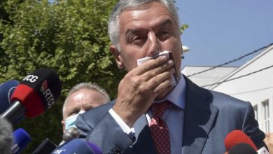 Овај још није стигао у Гуантанамо Беј?! Овај још није стигао у Гуантанамо Беј?!