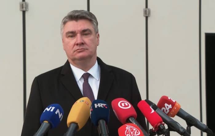 Ало Милановићу, а шта мислиш да купимо једно 200 Искандера-М од Руса? Ало Милановићу, а шта мислиш да купимо једно 200 Искандера-М од Руса?