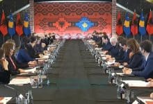 Шиптарски агресор отима српску земљу док напредна издајничка говна у Београду ћуте! Шиптарски агресор отима српску земљу док напредна издајничка говна у Београду ћуте!