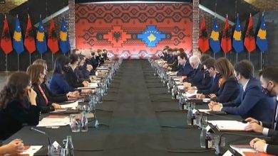 Шиптарски агресор отима српску земљу док напредна издајничка говна у Београду ћуте! Шиптарски агресор отима српску земљу док напредна издајничка говна у Београду ћуте!