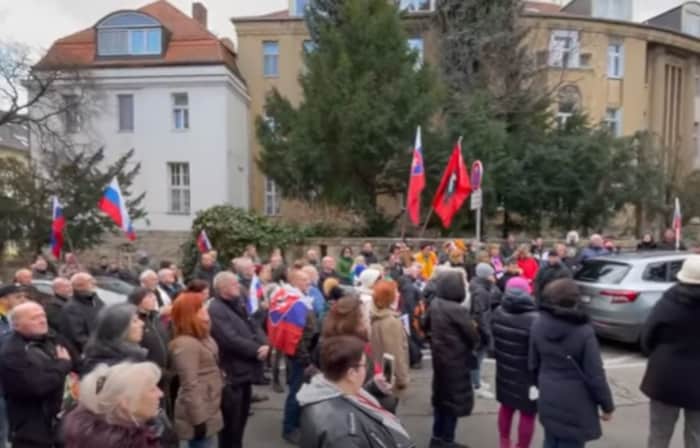 Чешка и Словачка забраниле подршку Русима, грађанима прете затвором Чешка и Словачка забраниле подршку Русима, грађанима прете затвором