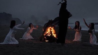 Окултни ритуал из Кијева: Вештице из целог света "смењују Путина" Окултни ритуал из Кијева: Вештице из целог света "смењују Путина"
