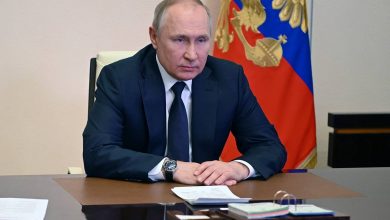 Путин наредио да се гас непријатељским земљама продаје само за рубље Путин наредио да се гас непријатељским земљама продаје само за рубље