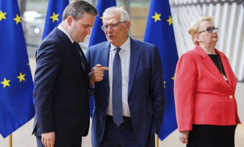 Србија са ЕУ Сатанијом ништа неће да усклађава! Србија са ЕУ Сатанијом ништа неће да усклађава!