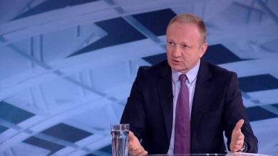 Ти си најобичнија превртљива крипто-комуњара јајарског типа! Ти си најобичнија превртљива крипто-комуњара јајарског типа!
