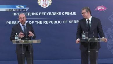 Док се КиМ не врати у уставно-правни поредак Србије вас двојица можете да прдите до миле воље! Док се КиМ не врати у уставно-правни поредак Србије вас двојица можете да прдите до миле воље!