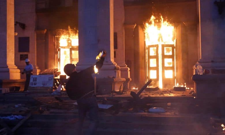 На данашњи дан 2014. год. украјински нацисти спалили 48 људи у Одеси На данашњи дан 2014. год. украјински нацисти спалили 48 људи у Одеси