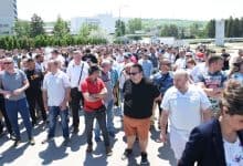Фијатовим радницима пукао филм: Више нема приче, КРЕЋУ БЛОКАДЕ Фијатовим радницима пукао филм: Више нема приче, КРЕЋУ БЛОКАДЕ