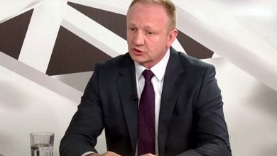 Ти то нешто ауто-пројектујеш са тим коњима крипто-комуњаро? Ти то нешто ауто-пројектујеш са тим коњима крипто-комуњаро?