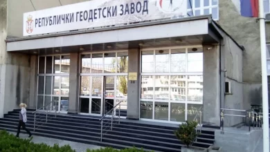 Две трећине запослених у Републичком геодетском заводу не ради Две трећине запослених у Републичком геодетском заводу не ради