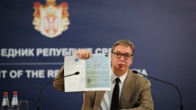 Шиптарима си дао и поклонио све, српску си државу на КиМ уништио и сада глуматаш патриоту?! Шиптарима си дао и поклонио све, српску си државу на КиМ уништио и сада глуматаш патриоту?!