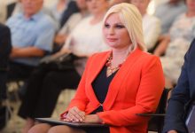 Иза тебе стоји опљачкaна и уништена електропривреда, афере, корупција и организовани криминал Иза тебе стоји опљачкaна и уништена електропривреда, афере, корупција и организовани криминал