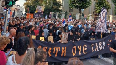 Десетине хиљада људи на литији у Београду, Вучићеви и НАТО медији занемели (видео) Десетине хиљада људи на литији у Београду, Вучићеви и НАТО медији занемели (видео)